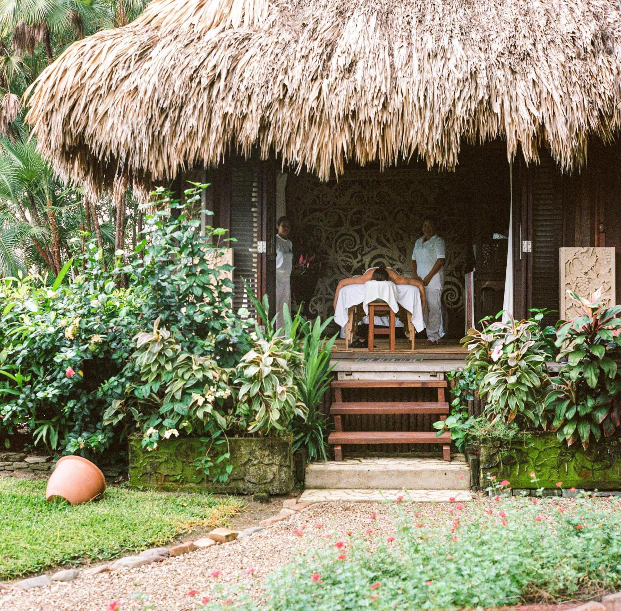 Turtle Inn By Francis Ford Coppola Placencia Exterior foto
